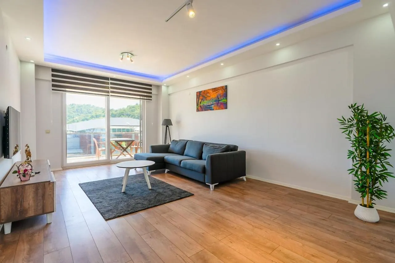 Modern Flat Near Public Transportation In Kemer location