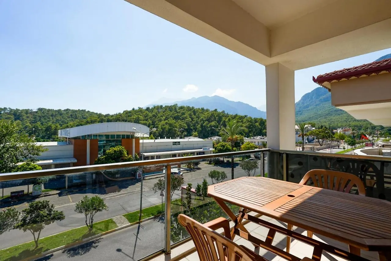 Modern Flat Near Public Transportation In Kemer Antalya Apartmán