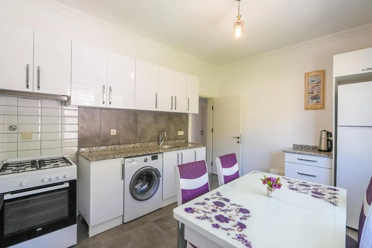 Modern Flat Near Public Transportation In Kemer Antalya 0*,